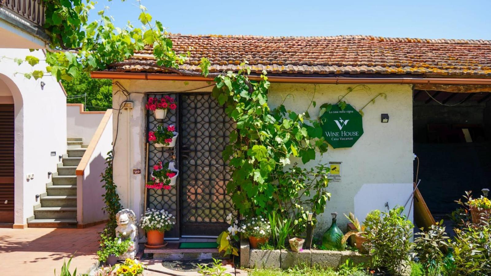 Wine House Bed & Breakfast คาปานโนริ ภายนอก รูปภาพ