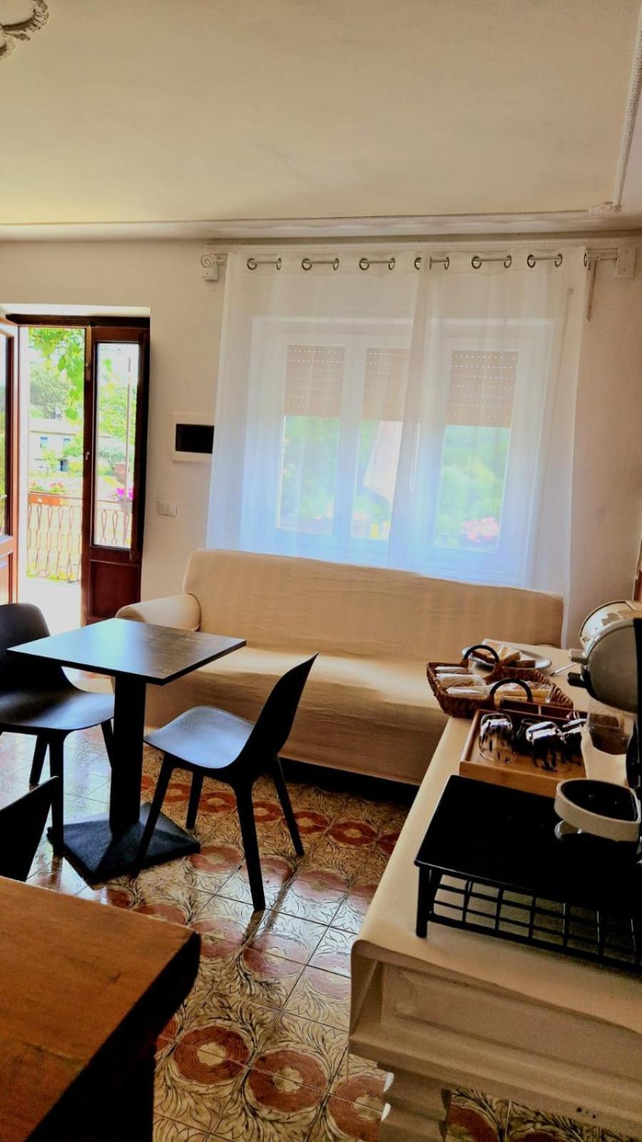 Wine House Bed & Breakfast คาปานโนริ ภายนอก รูปภาพ