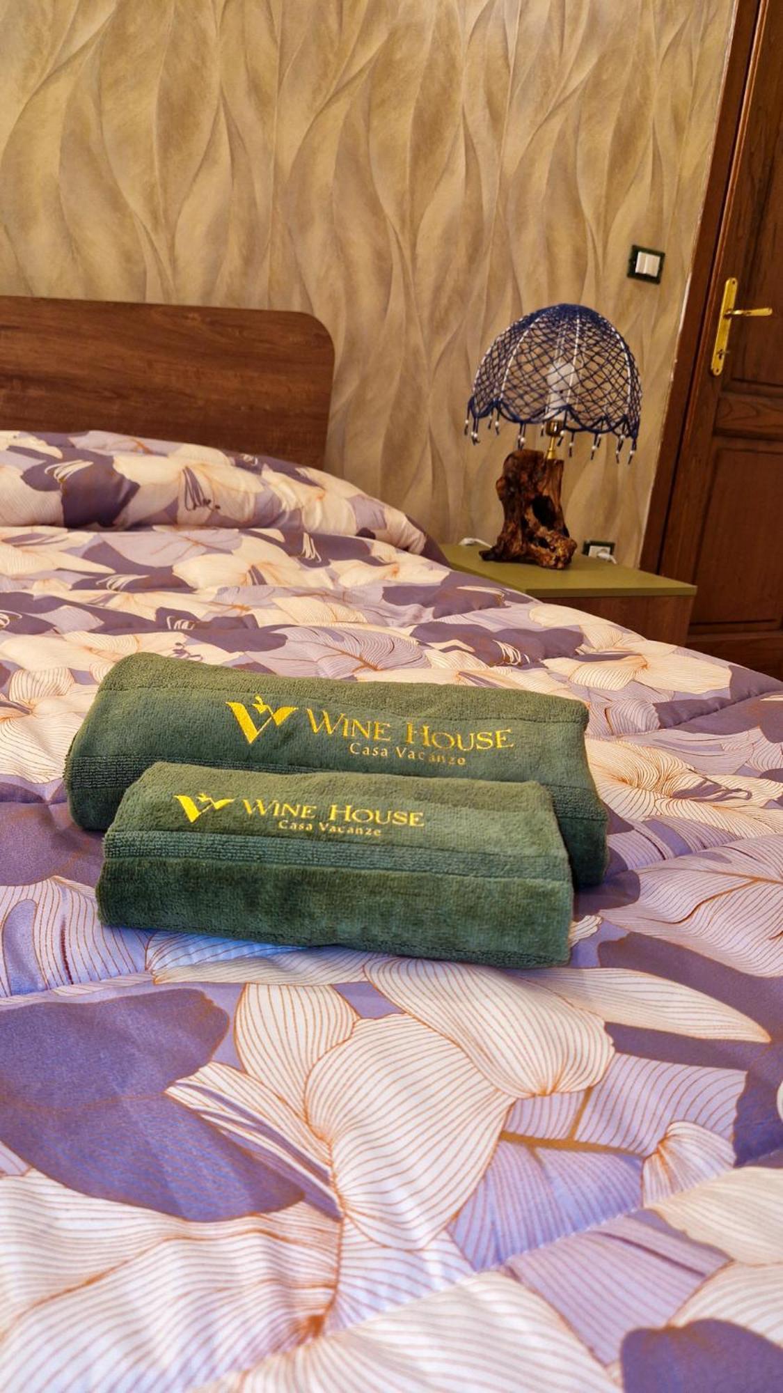Wine House Bed & Breakfast คาปานโนริ ภายนอก รูปภาพ